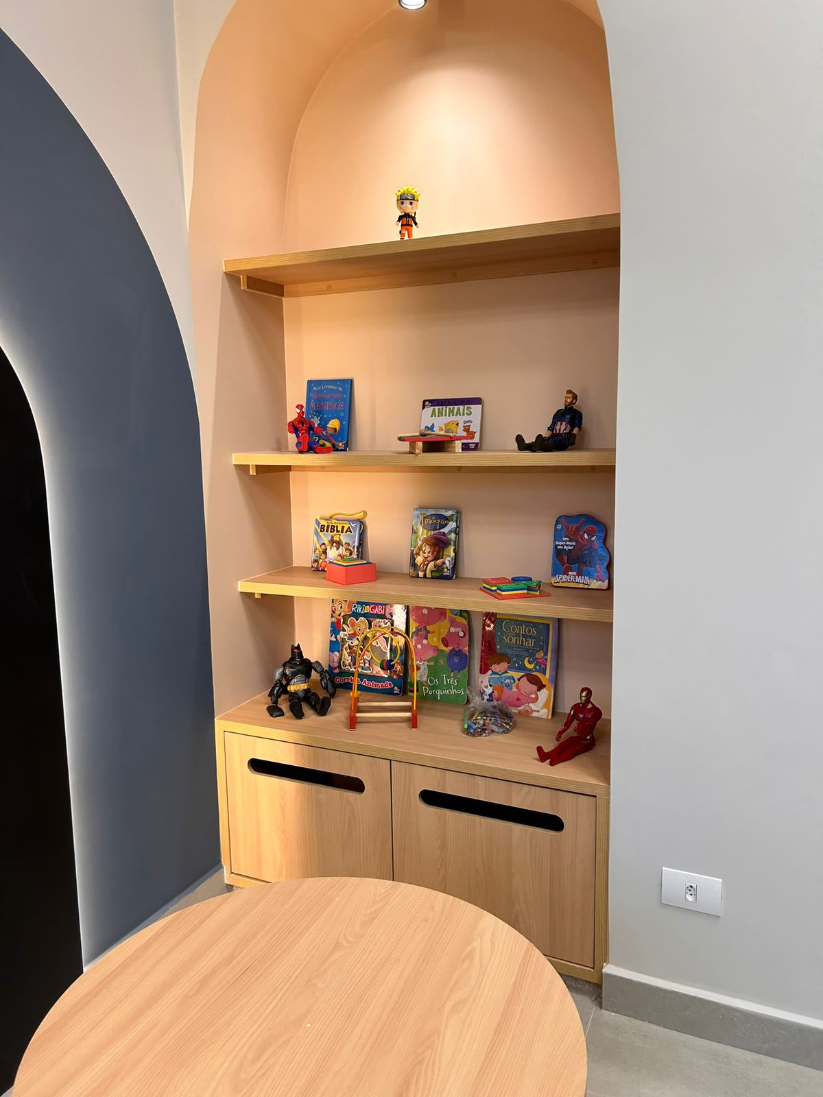 Cantinho de leitura infantil